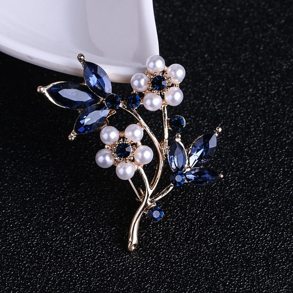 Women Faux Pearl Rhinestone Petals Flowers Brooch Pin Jewelry Clothing Accessory Image 4