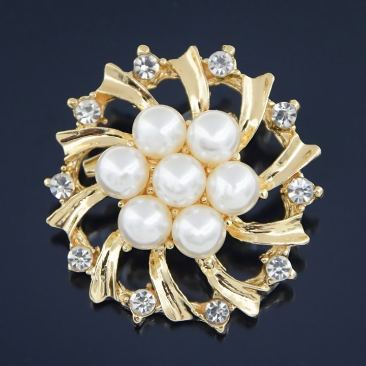 Woman Fashion Faux Pearl Rhinestone Inlaid Flower Brooch Pin Cardigan Shawl Clip Image 1