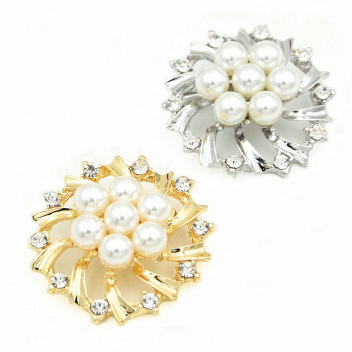 Woman Fashion Faux Pearl Rhinestone Inlaid Flower Brooch Pin Cardigan Shawl Clip Image 4