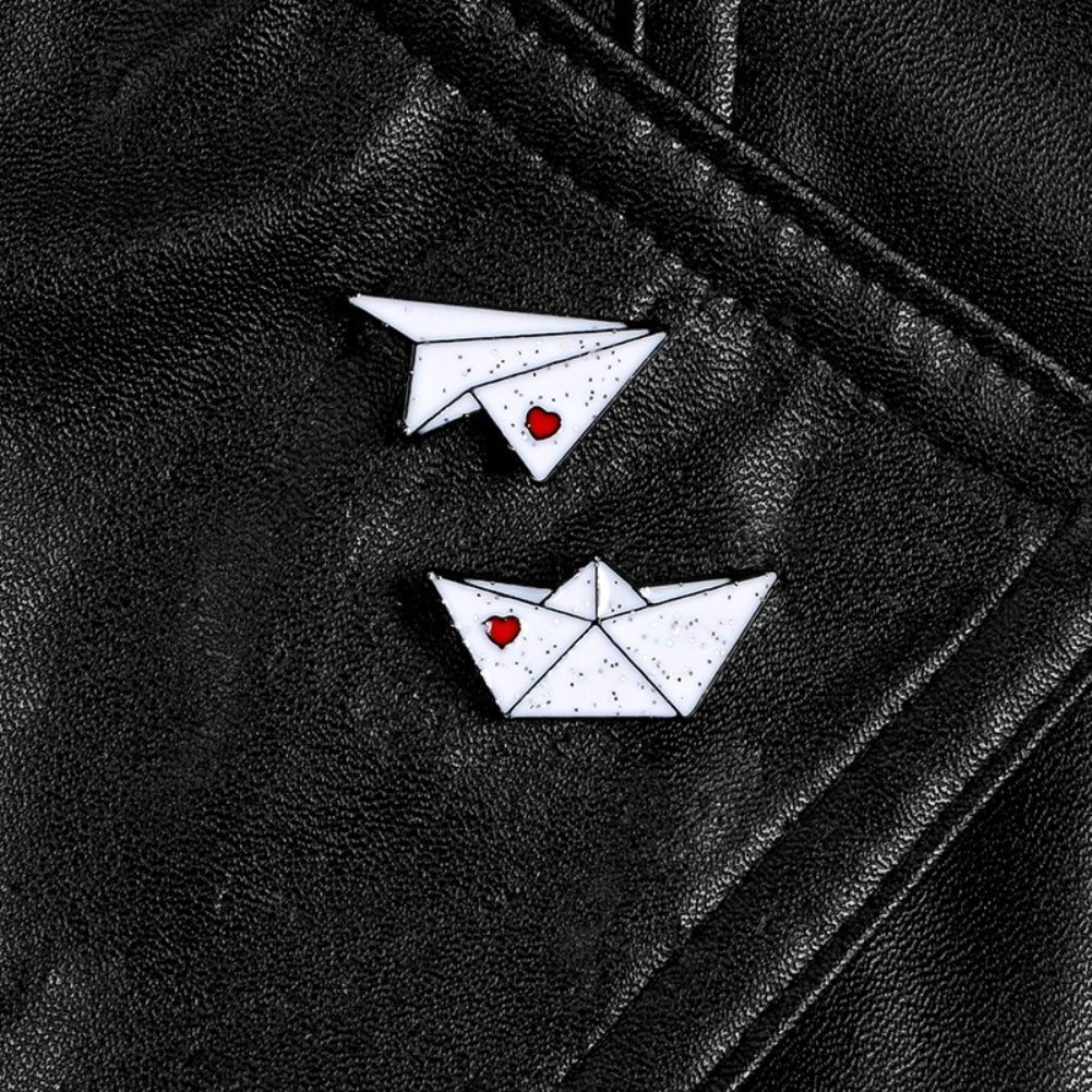 Unisex Origami Airplane Boat Enamel Brooch Pin Jacket Bag Badge Friend Gift Image 6