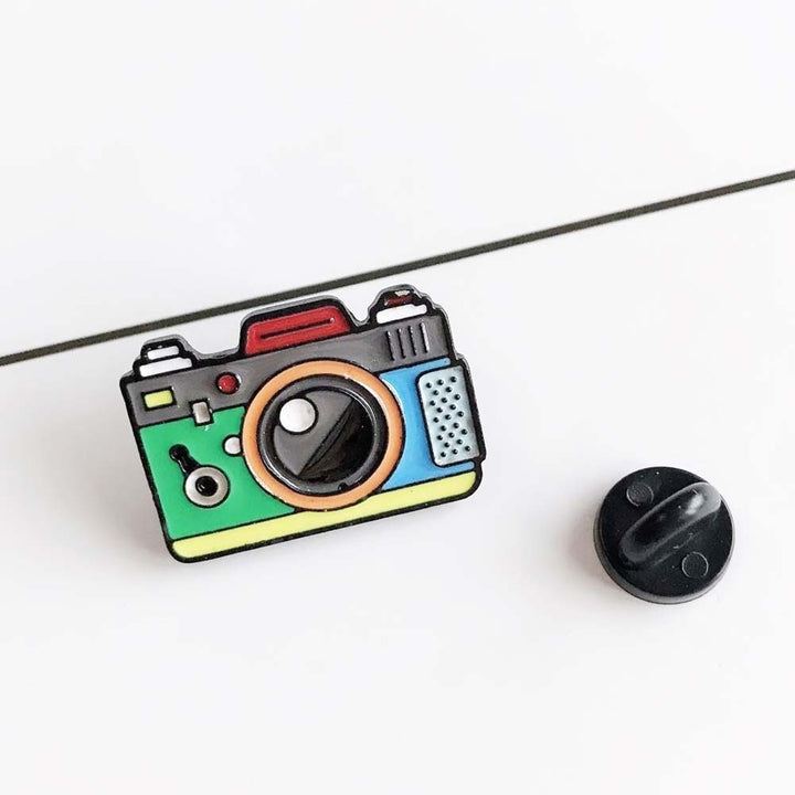 Men Women Camera Shape Enamel Brooch Pin Corsage Jacket Bag Badge Accessory Image 9