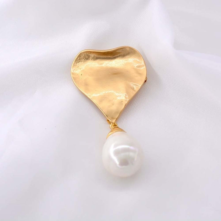 Baroque Women Faux Pearl Heart Shape Brooch Pin Corsage Suit Accessory Jewelry Image 4