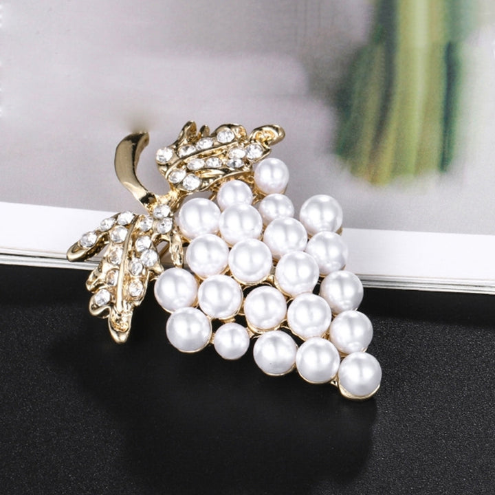 Elegant Women Faux Pearl Rhinestone Grapes Brooch Pin Dress Scarf Accessory Image 4