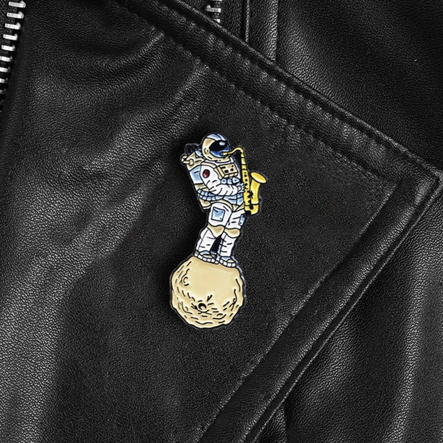 Unisex Astronaut Playing Saxophone Enamel Brooch Pin Badge Clothes Bag Hat Decor Image 1