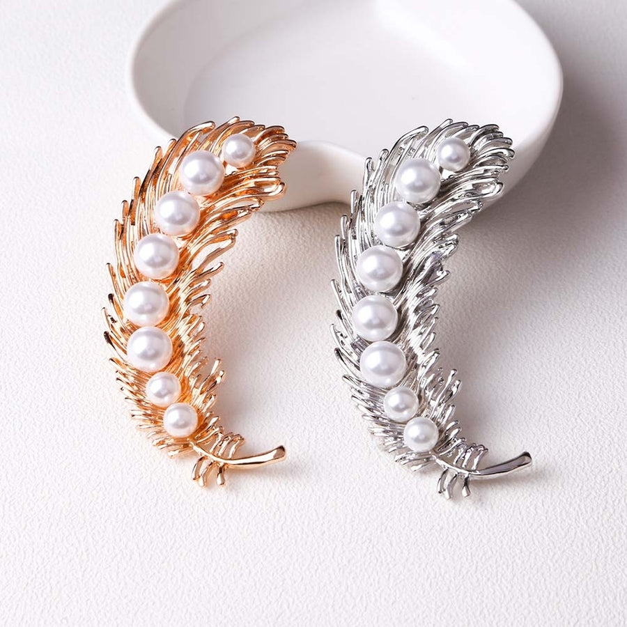 Elegant Women Faux Pearl Inlaid Feather Shape Brooch Pin Corsage Scarf Accessory Image 1