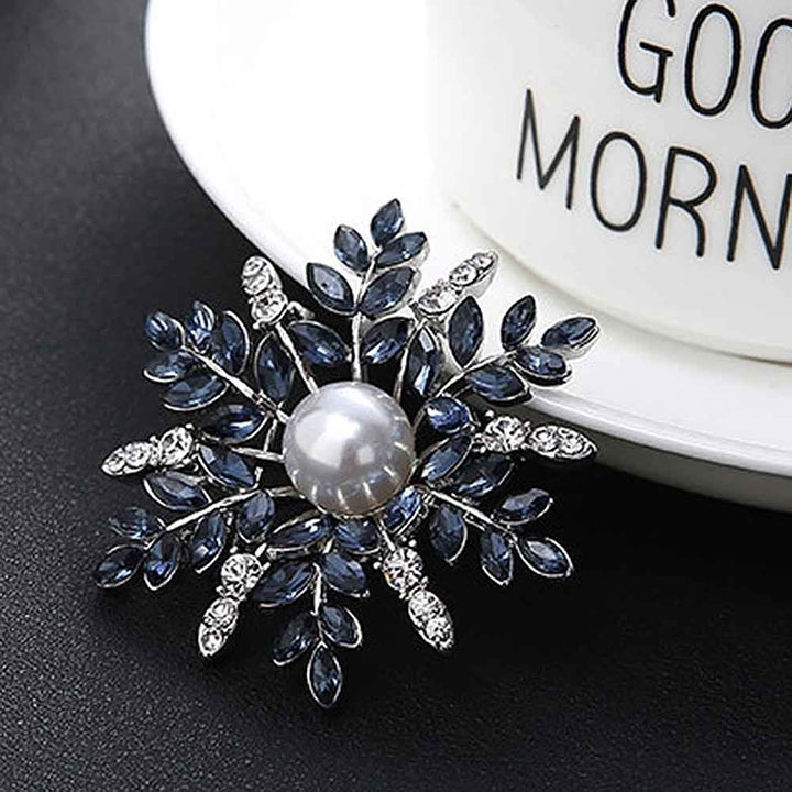 Women Rhinestone Faux Pearl Snowflake Brooch Pin Badge Cardigan Scarf Accessory Image 7