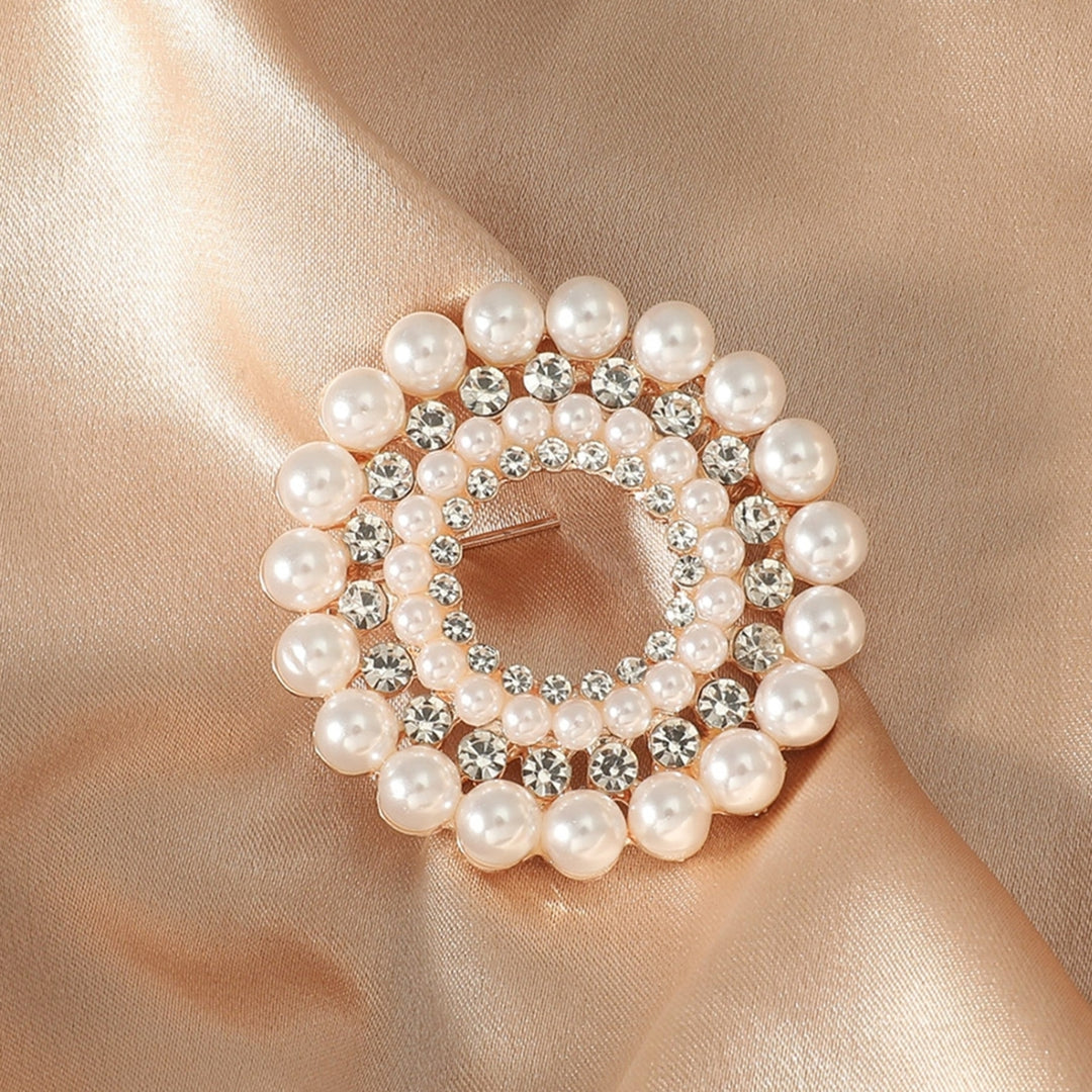 Women Round Faux Pearl Rhinestone Decor Brooch Pin Corsage Fashion Accessory Image 1