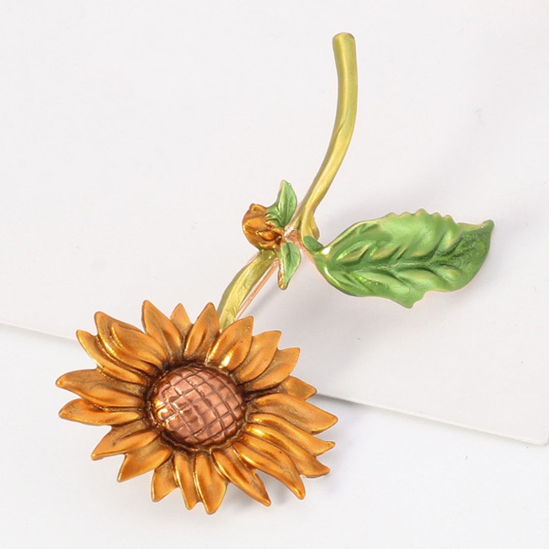 Summer Style Sunflower Shape Jewelry Gift Creative Brooch Pin for Party Image 4