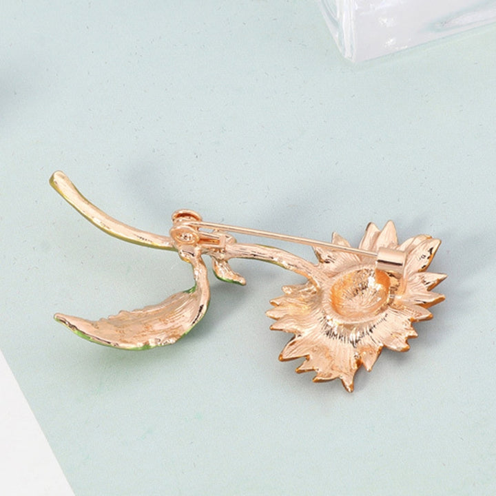 Summer Style Sunflower Shape Jewelry Gift Creative Brooch Pin for Party Image 9