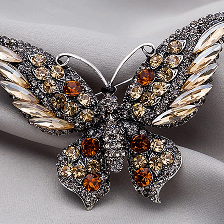 Butterflies Shape Vivid Lapel Pin Alloy Rhinestone Shiny Badge Brooch Pin Scarf Clip Image 7