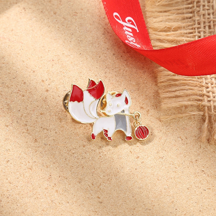 Cute Brooch Widely Use Alloy Maple Leaf Cartoon Fox Brooch Pin for Daily Image 4