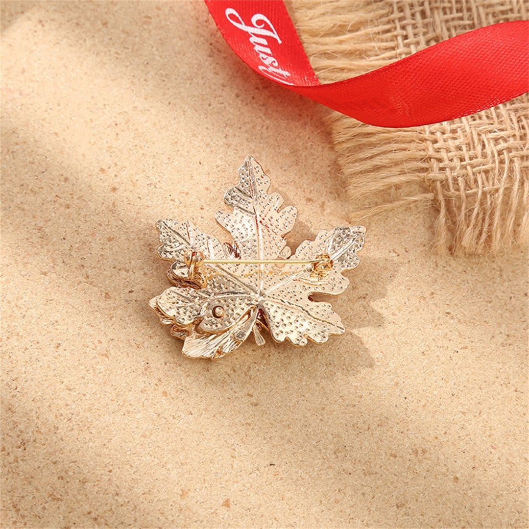 Cute Brooch Widely Use Alloy Maple Leaf Cartoon Fox Brooch Pin for Daily Image 6