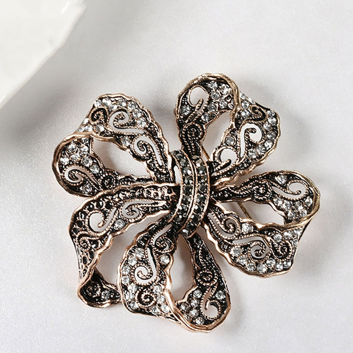 Bohemia Style Rhinestone Flower Shape Retro Brooch Electroplated Long Lasting Party Jewelry Brooch Clothes Decor Image 2