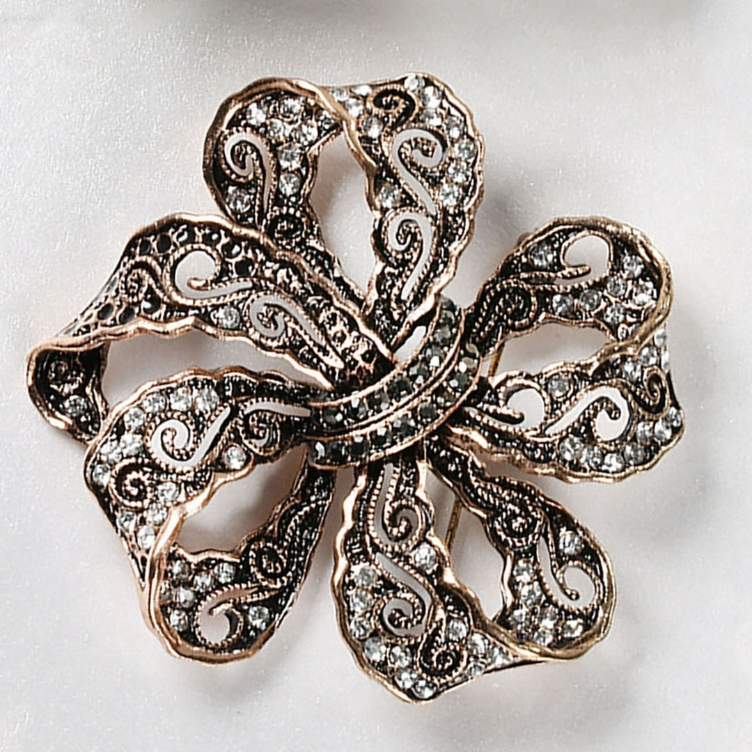 Bohemia Style Rhinestone Flower Shape Retro Brooch Electroplated Long Lasting Party Jewelry Brooch Clothes Decor Image 6