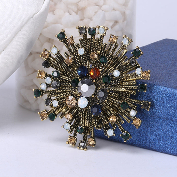 Fashionable Rhinestone Decor Retro Brooch Snowflake Shape Electroplated Long Lasting Party Jewelry Brooch Clothes Decor Image 8