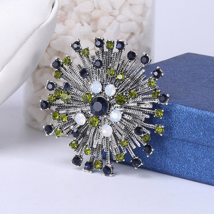 Fashionable Rhinestone Decor Retro Brooch Snowflake Shape Electroplated Long Lasting Party Jewelry Brooch Clothes Decor Image 10