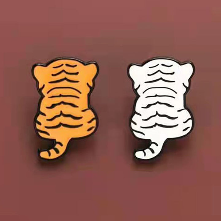 Brooch Pin Tiger Back Dripping Oil Men Women Delicate Long Lasting Brooch Clothes Decor Image 1