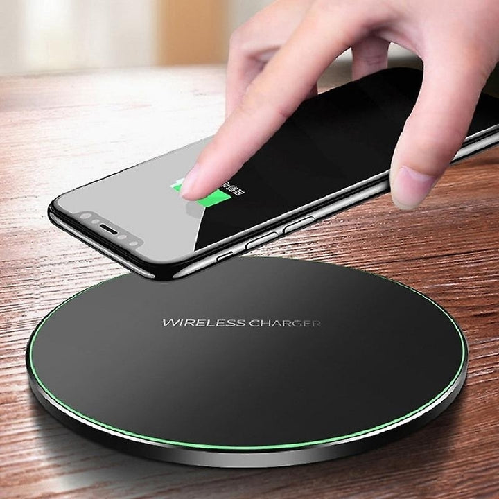 10w Wireless Charger Fast Charging Pad For Iphone X / 8 / 8p Galaxy S6 / S6 Edge /s7 Image 4