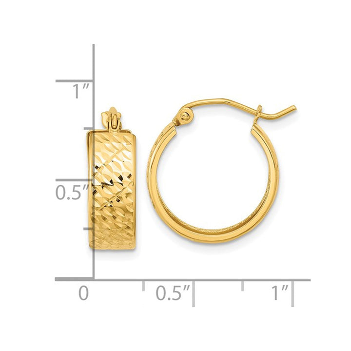 14K Yellow Gold Diamond-Cut Hoop Earrings Image 4