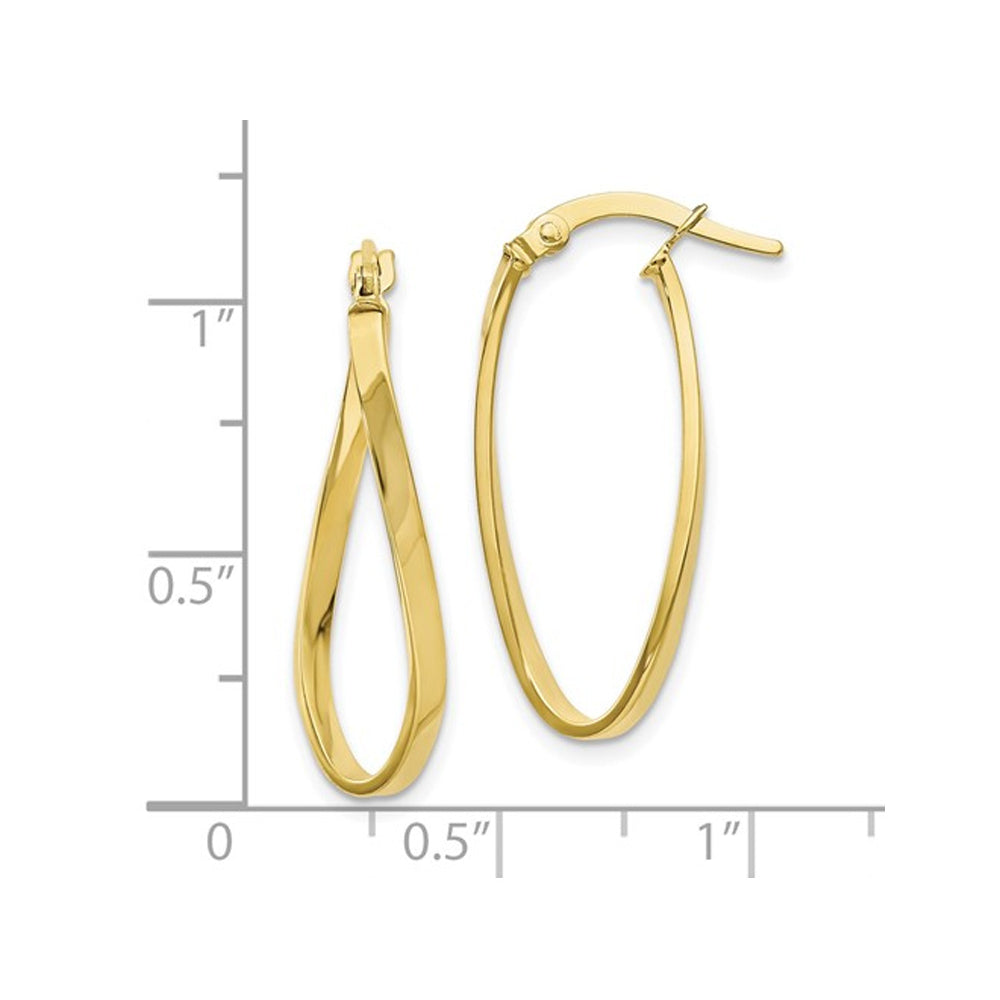 10K Yellow Gold Polished Twisted Oval Hoop Earrings Image 4