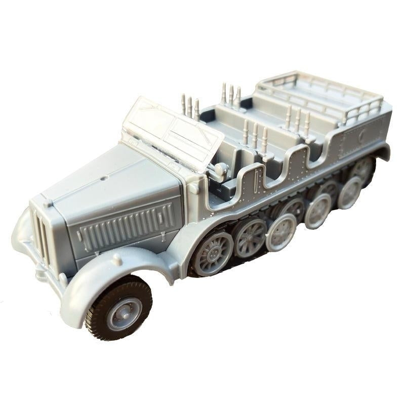 1,72 4D World War II Germany Armored Carrier Military Assembled Model Toys Image 1