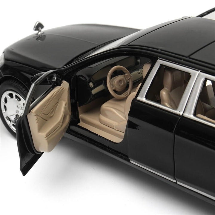 1:32 S600 Limousine Diecast Metal Car Model 20.5 x 7.5 x 5cm Car in Box Black Image 8