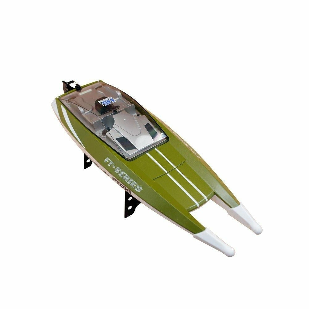 2.4G 4CH RC Boat 540 Brushed 28km,h High Speed With Water Cooling System Toy Image 9