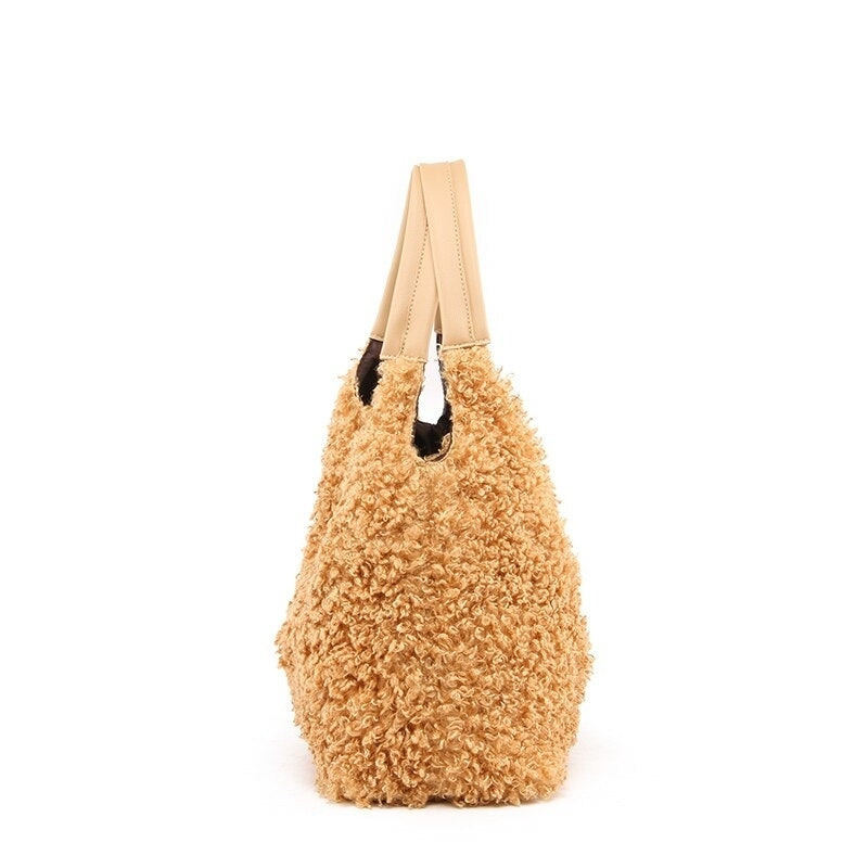 Designer Ladies Handbag Plush Shoulder Bag Female Fashion Large Capacity Messenger Bag Girl Casual Handbag Image 3