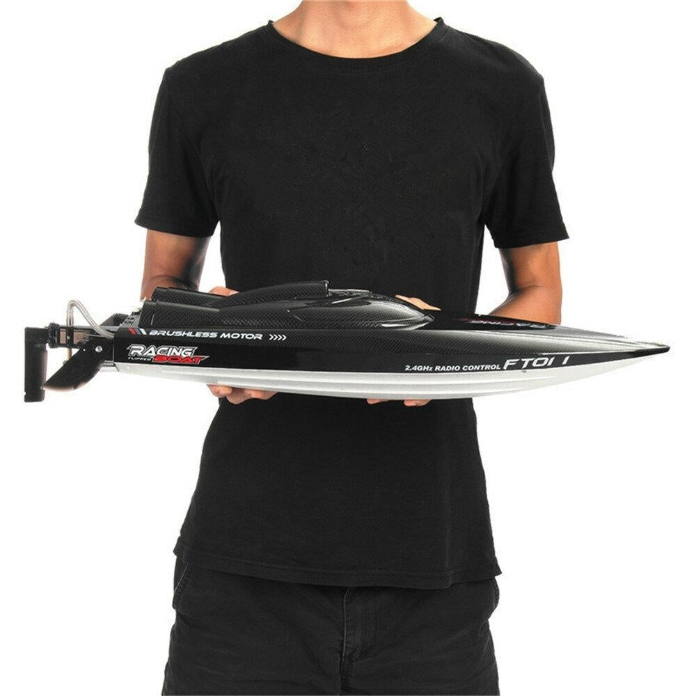 Several Battery 65CM 2.4G 50km,h Brushless RC Boat High Speed Model with Water Cooling System Toys 220V Image 9