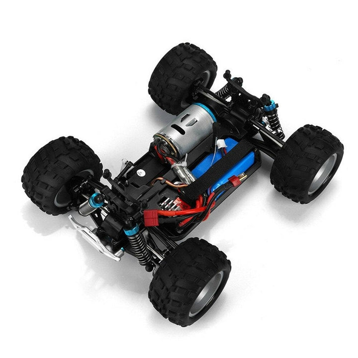 With Two Batteries 1,18 2.4G 4WD Monster Truck RC Car 70km,h RTR Model Image 3