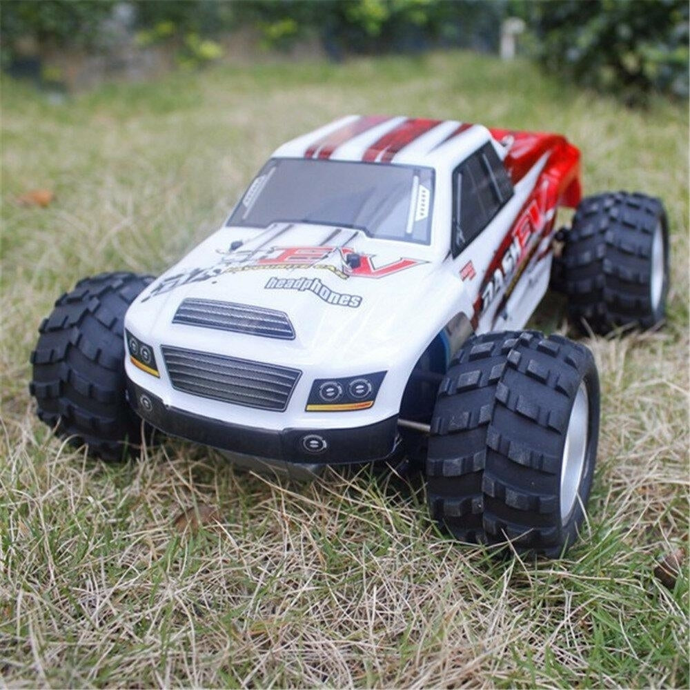 With Two Batteries 1,18 2.4G 4WD Monster Truck RC Car 70km,h RTR Model Image 10