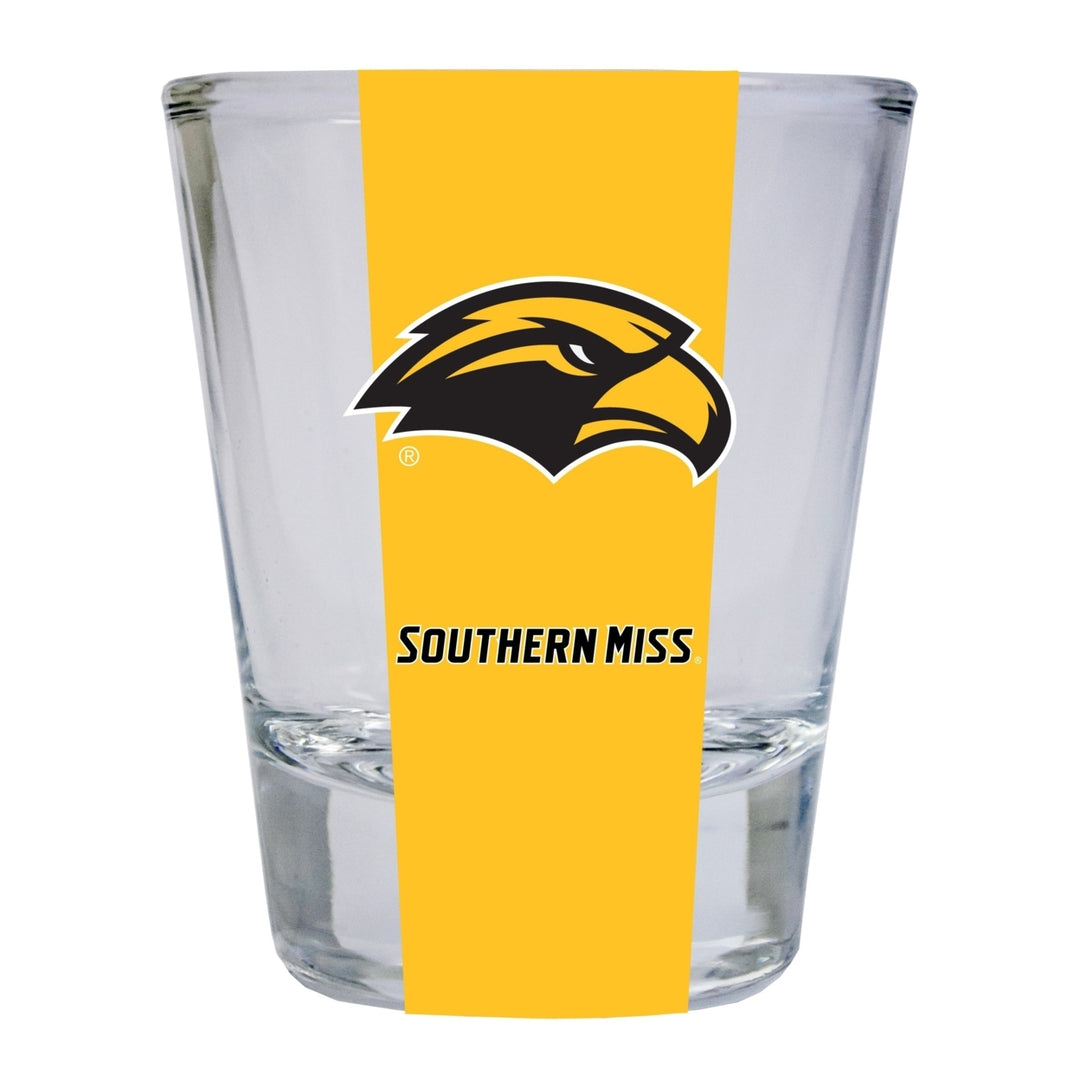 Southern Mississippi Golden Eagles Round Shot Glass Image 1
