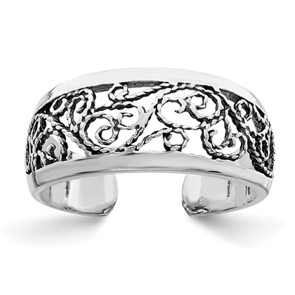 Sterling Silver Antiqued Floral Toe Ring Image 1