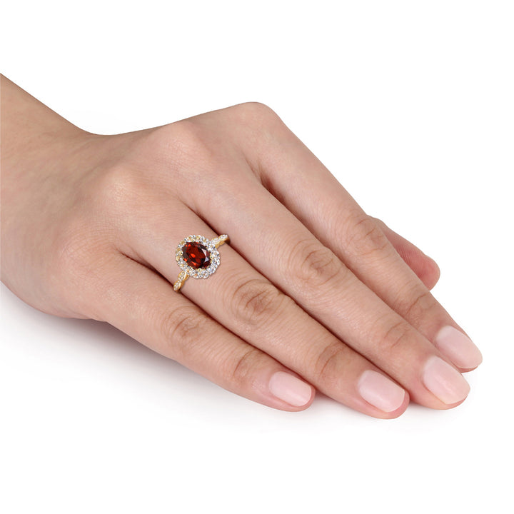 Garnet and White Topaz Fashion Ring 2 Carat (ctw) with Diamonds in 14K Yellow Gold Image 3
