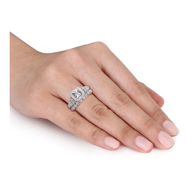 2/7 Carat (ctw) Diamond Engagement Bridal Ring and Wedding Band Set in Sterling Silver Image 2