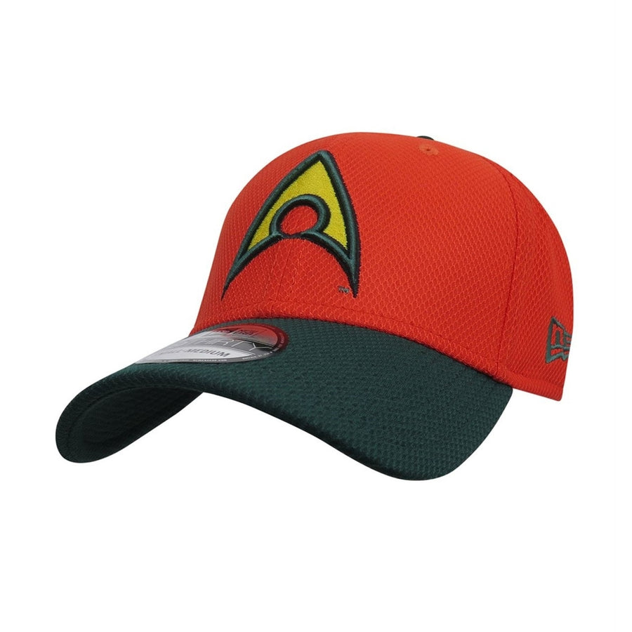 Aquaman Symbol Orange 39Thirty Fitted Hat Image 1
