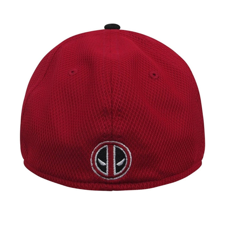 Deadpool Symbol Red and Black 39Thirty Fitted Hat Image 4