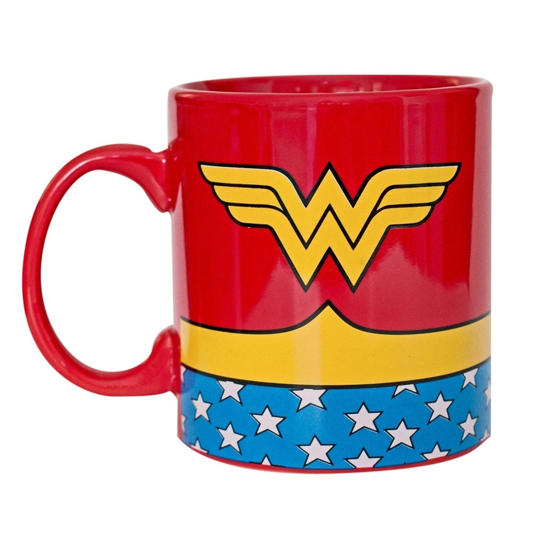 Wonder Woman Costume 20oz Mug Image 1