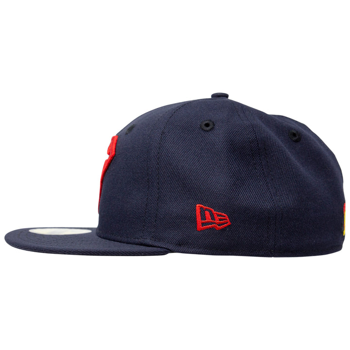 Superman Classic Symbol on Navy Era 59Fifty Fitted Hat Image 3