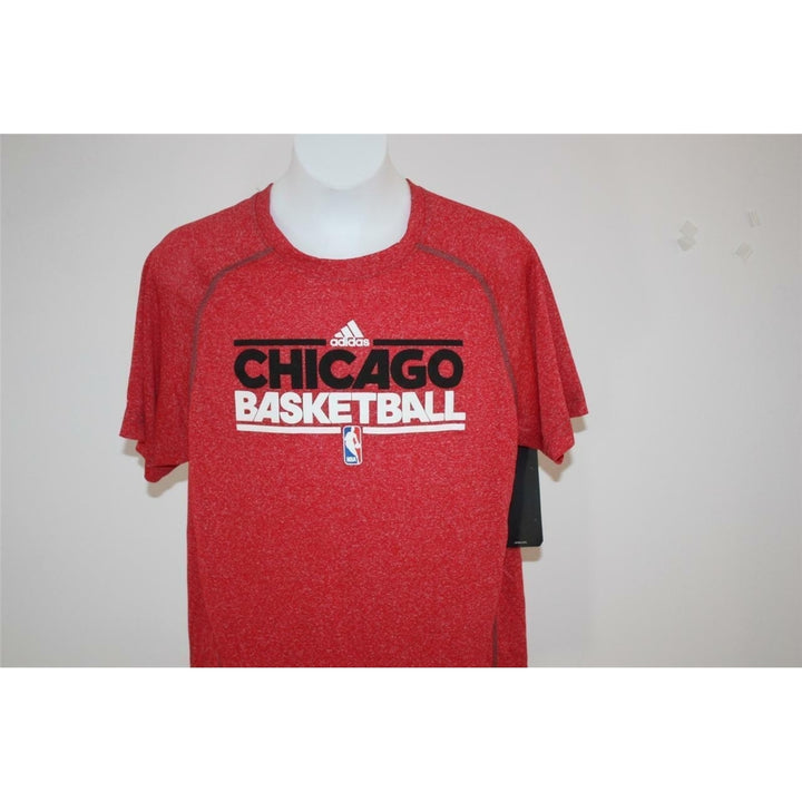 Chicago Bulls YOUTH Medium M Size 10/12 Adidas Clima Lite Red Shirt Image 3