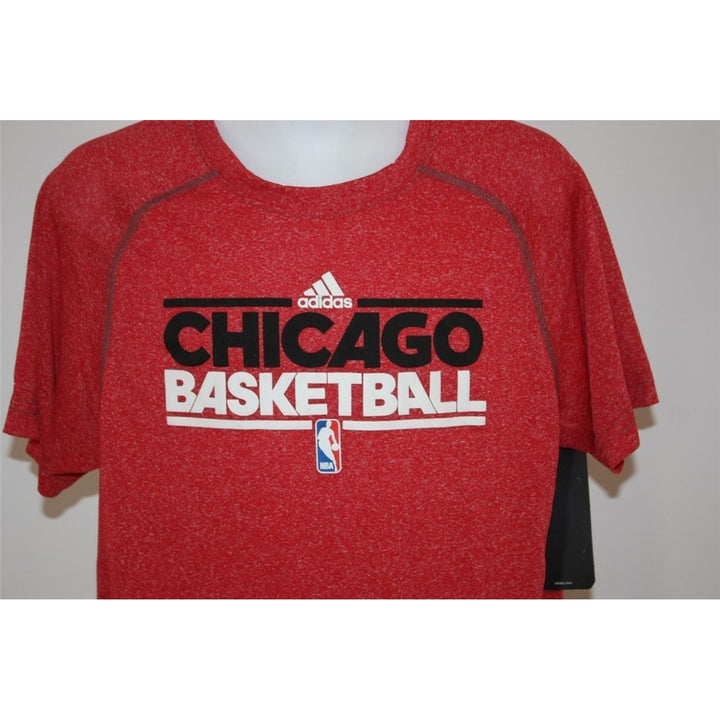 Chicago Bulls YOUTH Medium M Size 10/12 Adidas Clima Lite Red Shirt Image 4