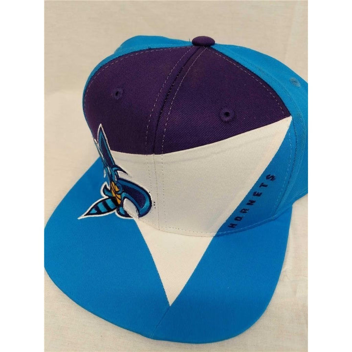 Charlotte Hornets Mens Size OSFA Adidas Throwback Snapback Flatbrim Hat 25 Image 2