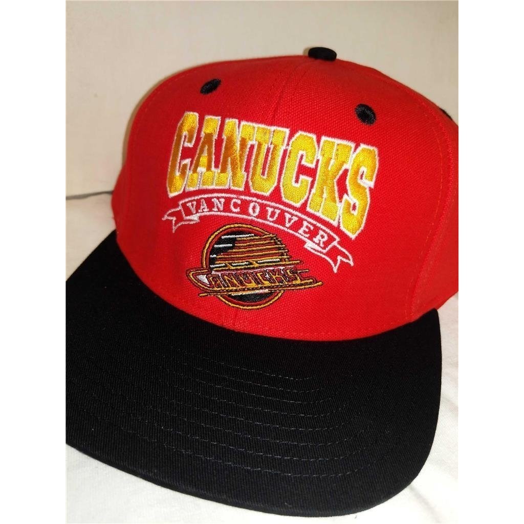 Vancouver Canucks Mens OSFA Flatbrim Snapback Red Black Vintage Hockey Hat Image 2