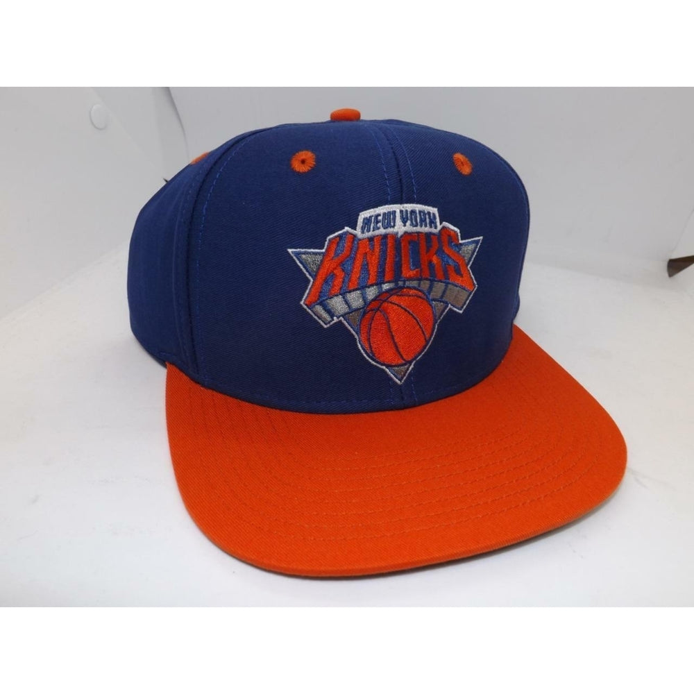 York Knicks Mens Adidas Size OSFA Flatbrim Snapack Hat Image 2