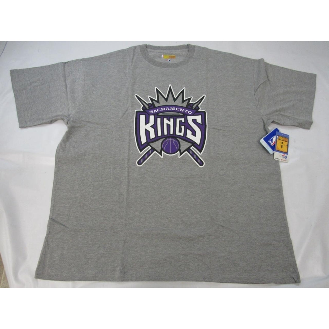 Sacramento Kings Mens Size 3XL Majestic Gray Shirt Image 4