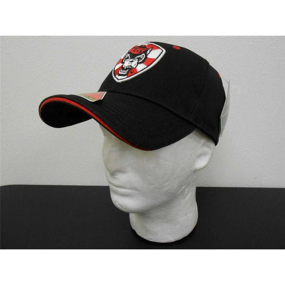 North Carolina State Wolfpack Mens S/M Small/Medium Hidden-Pocket Hat Image 3