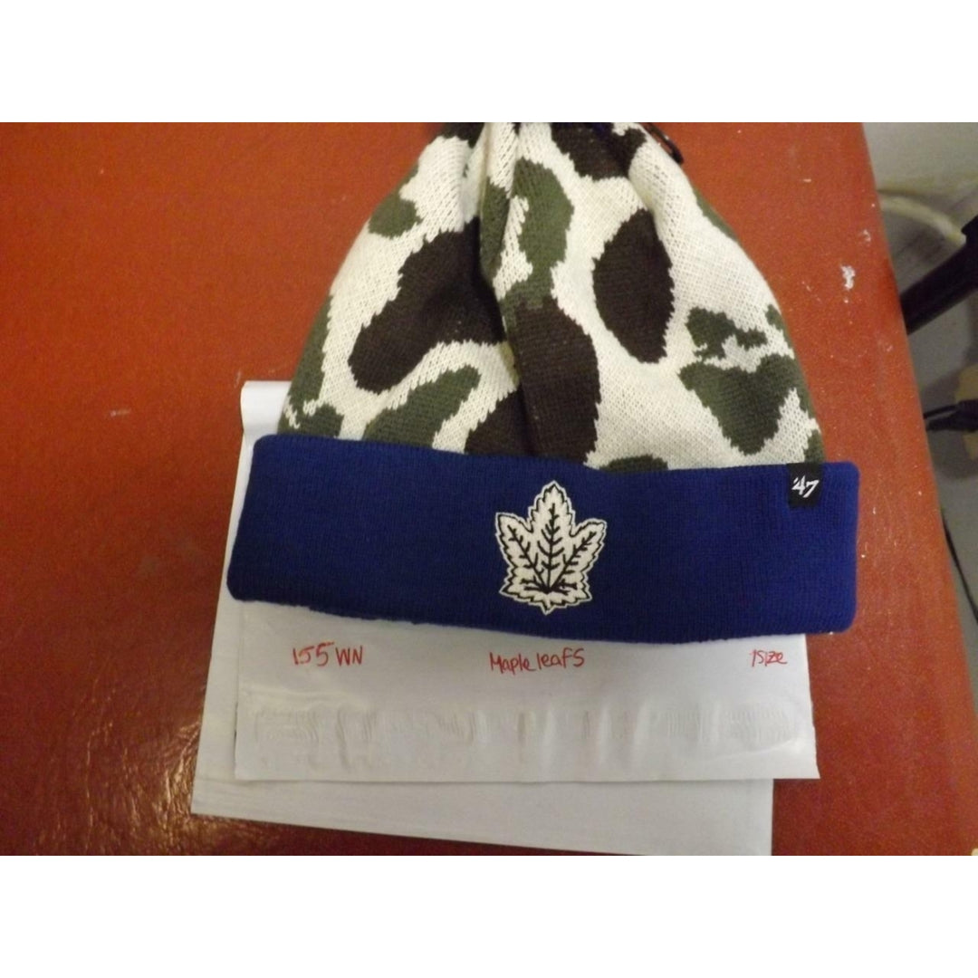 Toronto Maple Leafs Mens Size OSFA 47 Brand Blue Camo Cuffed Knit Beanie Hat Image 4