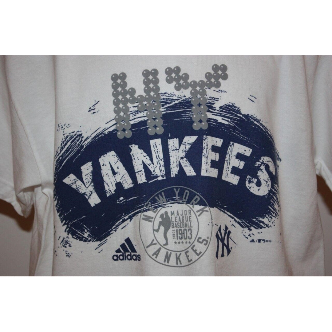 Nice York NY Yankees YOUTH Medium M 10/12 Adidas White T-Shirt Image 4