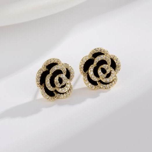 Black stereoscopic camellia earrings Fashion light luxury elegant flower earrings 925 silver needle simple versatile Image 4
