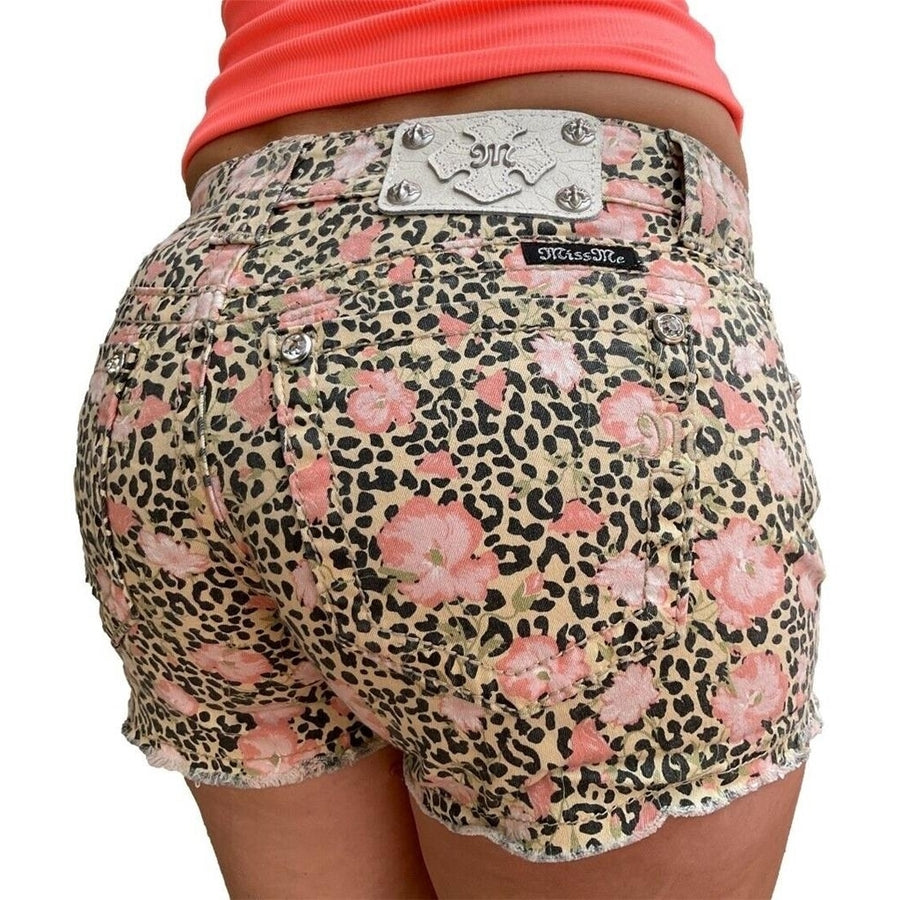 Womens Miss Me Jeans Low Rise Hibiscus Floral Leopard Print Fray Denim Shorts 26 Image 1